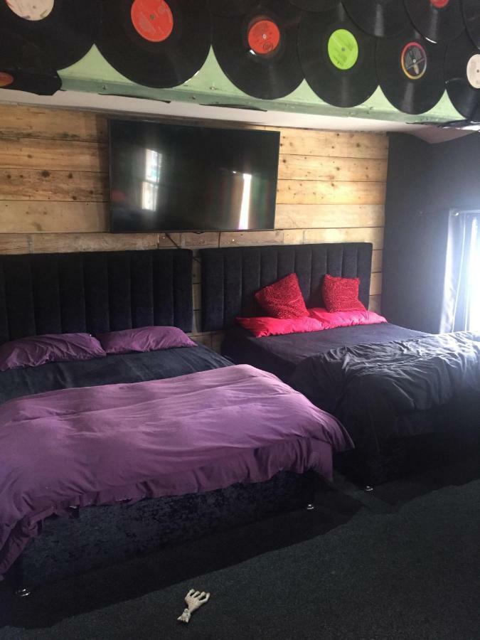 Liverpool Party Pad Hotel Exterior foto